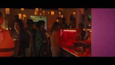 Hello_Goodbye_and_Everything_In_Between_mkv0098.jpg