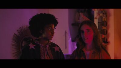Hello_Goodbye_and_Everything_In_Between_mkv0200.jpg
