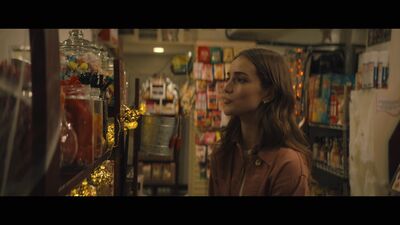 Hello_Goodbye_and_Everything_In_Between_mkv0302.jpg
