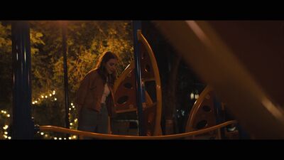 Hello_Goodbye_and_Everything_In_Between_mkv0432.jpg