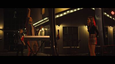 Hello_Goodbye_and_Everything_In_Between_mkv0659.jpg