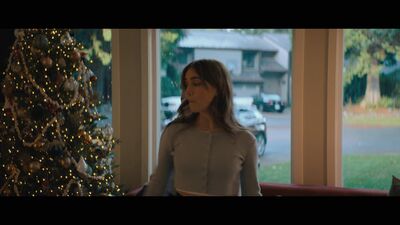 Hello_Goodbye_and_Everything_In_Between_mkv0678.jpg