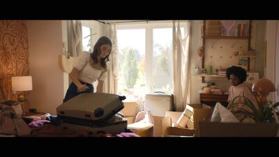 Hello_Goodbye_and_Everything_In_Between_mkv0860.jpg