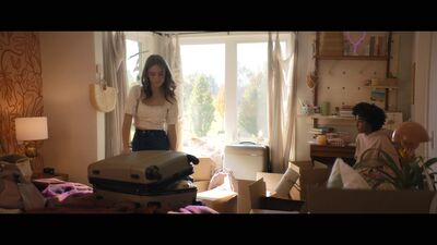 Hello_Goodbye_and_Everything_In_Between_mkv0862.jpg