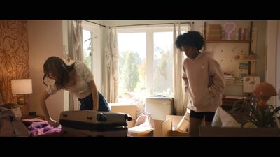 Hello_Goodbye_and_Everything_In_Between_mkv0865.jpg