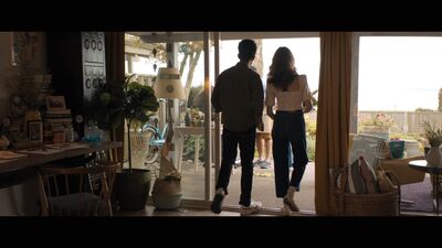 Hello_Goodbye_and_Everything_In_Between_mkv0918.jpg