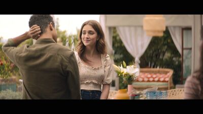 Hello_Goodbye_and_Everything_In_Between_mkv0942.jpg