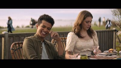 Hello_Goodbye_and_Everything_In_Between_mkv0958.jpg