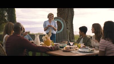 Hello_Goodbye_and_Everything_In_Between_mkv0978.jpg