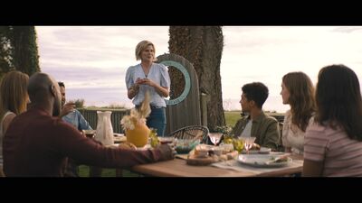 Hello_Goodbye_and_Everything_In_Between_mkv0982.jpg