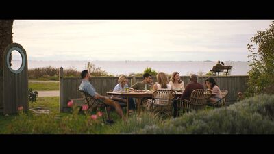 Hello_Goodbye_and_Everything_In_Between_mkv1054.jpg