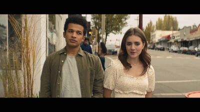 Hello_Goodbye_and_Everything_In_Between_mkv1390.jpg