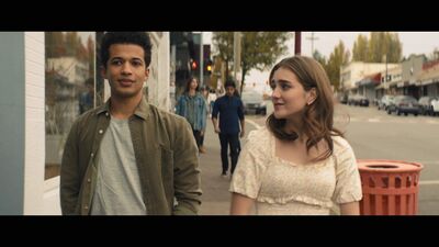 Hello_Goodbye_and_Everything_In_Between_mkv1392.jpg
