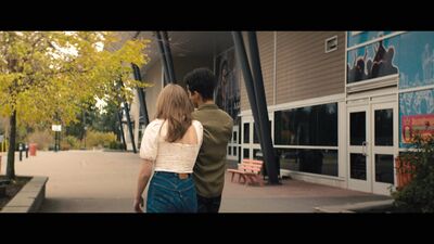 Hello_Goodbye_and_Everything_In_Between_mkv1410.jpg