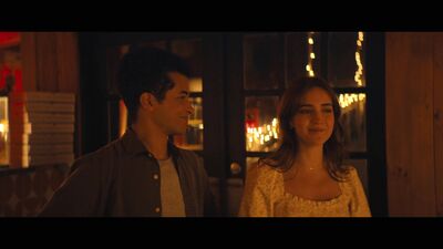 Hello_Goodbye_and_Everything_In_Between_mkv1939.jpg