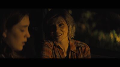 Hello_Goodbye_and_Everything_In_Between_mkv3916.jpg
