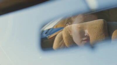 Olivia_Rodrigo_-_deja_vu_mp40485.jpg