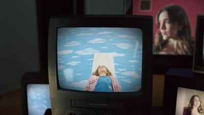 Olivia_Rodrigo_-_deja_vu_mp40669.jpg