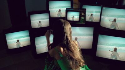 Olivia_Rodrigo_-_deja_vu_mp40771.jpg