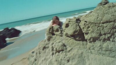 Olivia_Rodrigo_-_deja_vu_mp40889.jpg