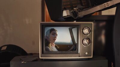Olivia_Rodrigo_-_deja_vu_mp40980.jpg