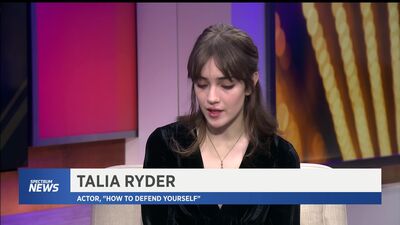 2023-02-04_-_Talia_Ryder_returns_to_the_stage_in_How_to_Defend_Yourself_mp45136.jpg